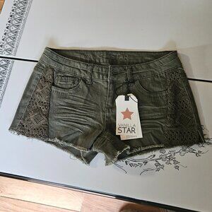 Vanilla Star Juniors Green Denim Lace Jean Shortie Shorts Size 3